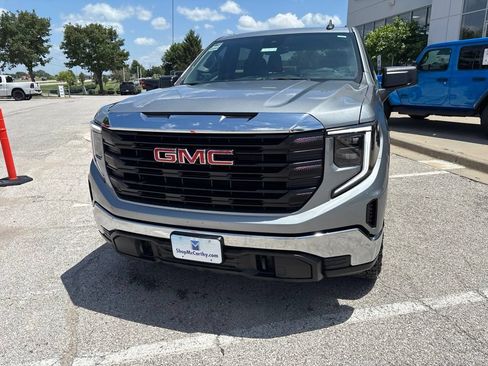 Used 2024 GMC Sierra 1500 Pro w/ Pro Value Package AWD/4WD image 11