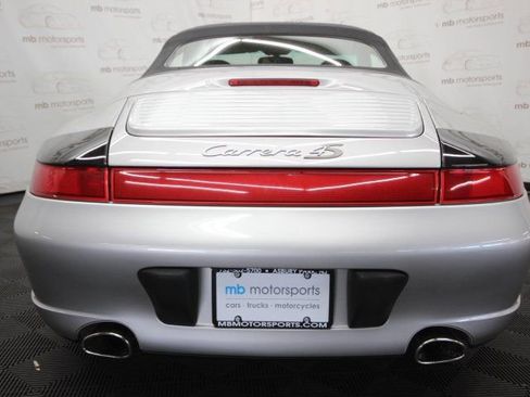 Used 2004 Porsche 911 Carrera 4S image 5