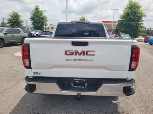 Used 2024 GMC Sierra 1500 Pro w/ Pro Value Package AWD/4WD image 4