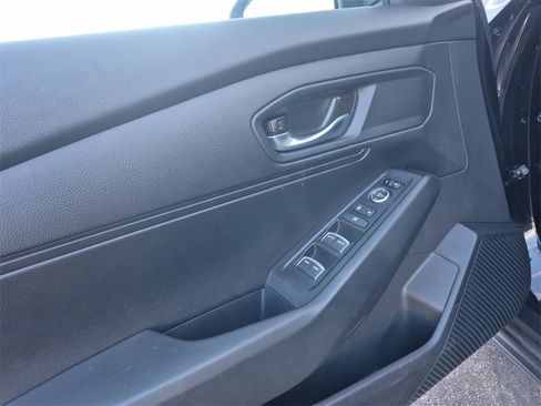 Certified 2023 Honda Accord LX image 20