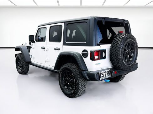 Used 2024 Jeep Wrangler Unlimited AWD/4WD image 6