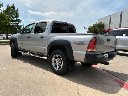 Used 2014 Toyota Tacoma PreRunner w/ Convenience Package RWD image 8