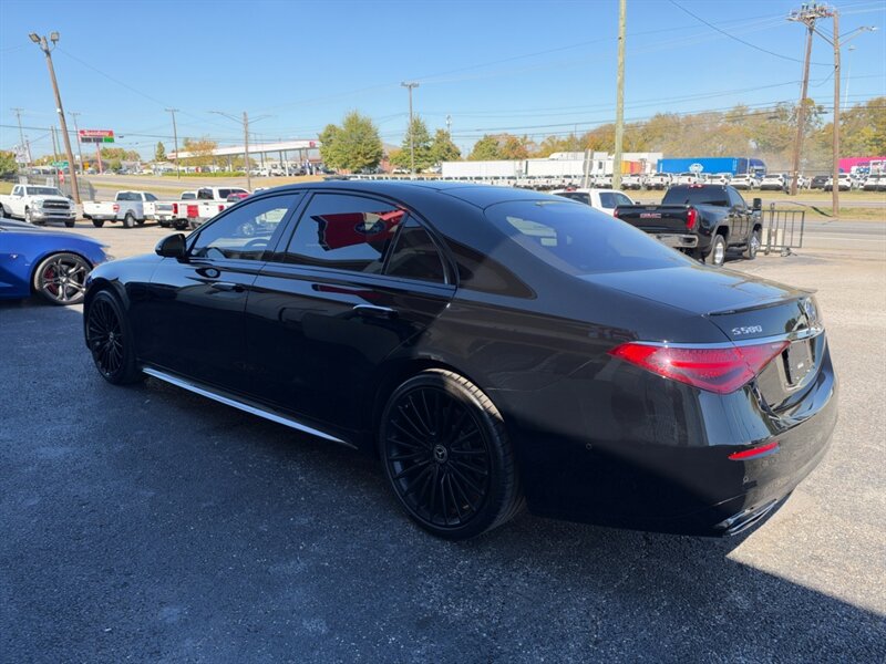 Used 2023 Mercedes-Benz S 580 4MATIC Sedan image 6