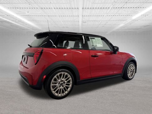 Certified 2025 MINI Cooper 2-Door Hardtop FWD image 6