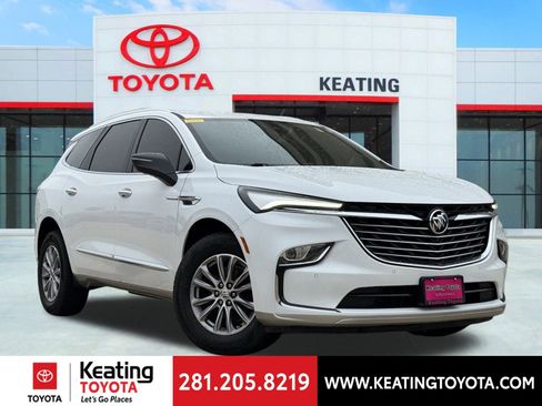 Used 2024 Buick Enclave Premium image 1