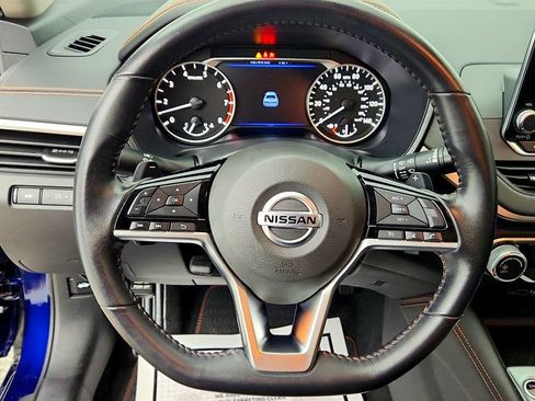 Used 2020 Nissan Altima 2.5 SR FWD image 12