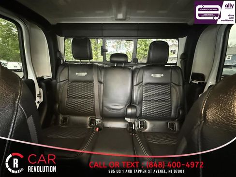 Used 2022 Jeep Gladiator Overland w/ Cold Weather Group AWD/4WD image 13