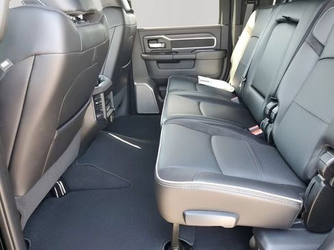 New 2025 RAM 2500 Laramie AWD/4WD image 69