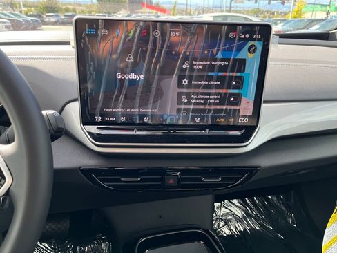 New 2025 Volkswagen ID.4 Pro S Plus image 12