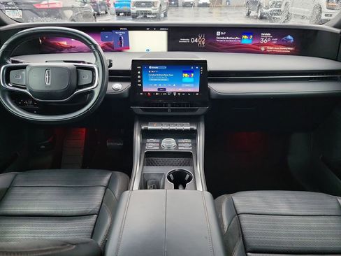 Certified 2024 Lincoln Nautilus Reserve w/ Equipment Group 202A image 11