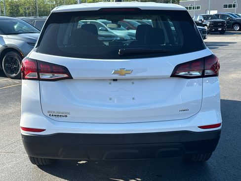 Certified 2024 Chevrolet Equinox LS w/ Driver Confidence II Package AWD/4WD image 7