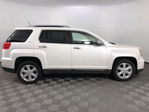 Used 2017 GMC Terrain SLT w/ Open Road Package image 9