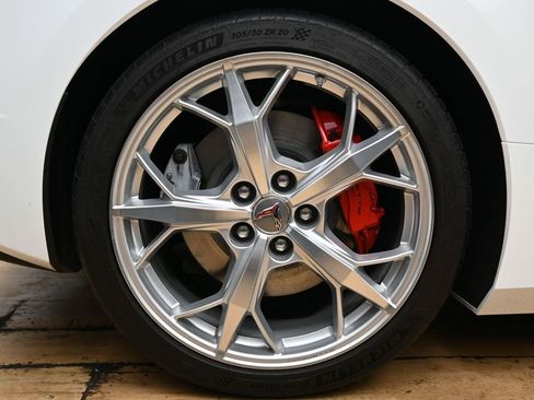 Used 2023 Chevrolet Corvette Stingray Preferred Cpe w/ Z51 Performance Package RWD image 15