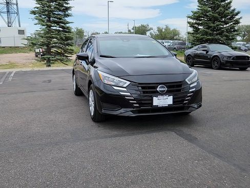 Used 2025 Nissan Versa S w/ Trunk Package FWD image 4