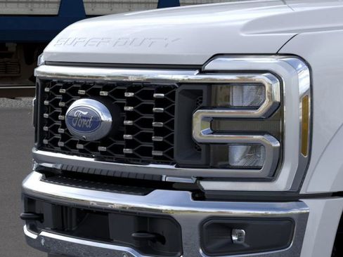 New 2026 Ford F450 Lariat w/ Lariat Ultimate Package image 17