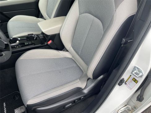 Used 2026 Subaru Forester Premium AWD/4WD image 12