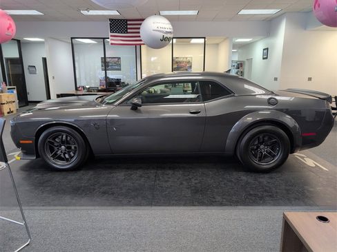 Used 2023 Dodge Challenger SRT Hellcat Redeye image 9