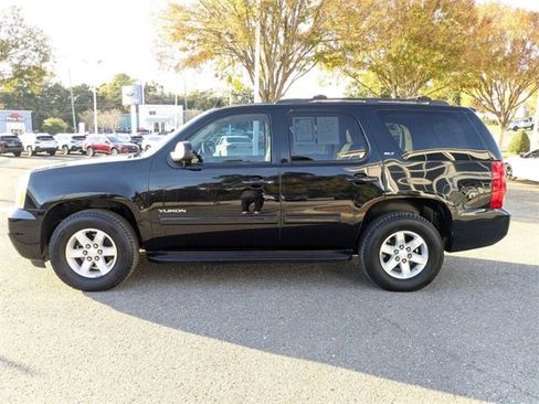 Used 2013 GMC Yukon SLT w/ SLT-2 Equipment Package image 11