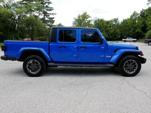 Used 2020 Jeep Gladiator Overland image 5