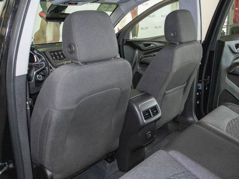 Used 2023 Chevrolet Equinox LT image 9