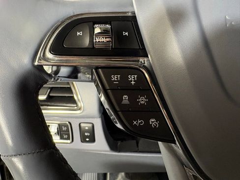 Used 2022 Lincoln Navigator L Black Label image 24