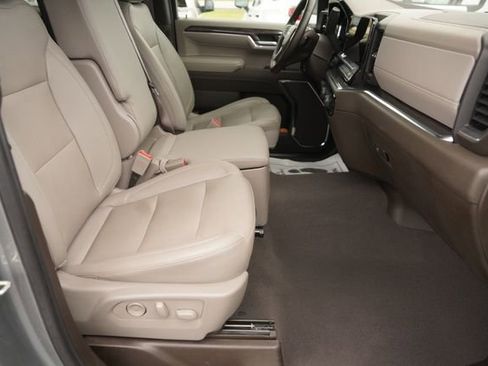 Used 2023 Chevrolet Silverado 1500 LTZ RWD image 18