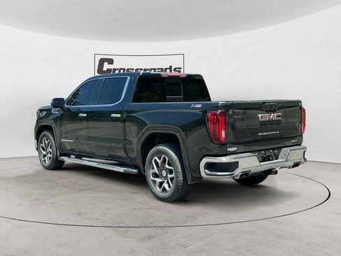 Used 2023 GMC Sierra 1500 SLT w/ SLT Premium Package AWD/4WD image 3