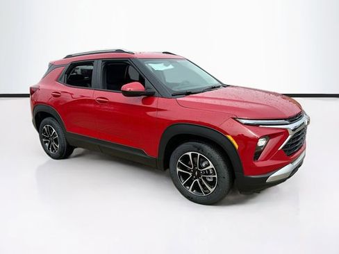 New 2026 Chevrolet TrailBlazer LT FWD image 3