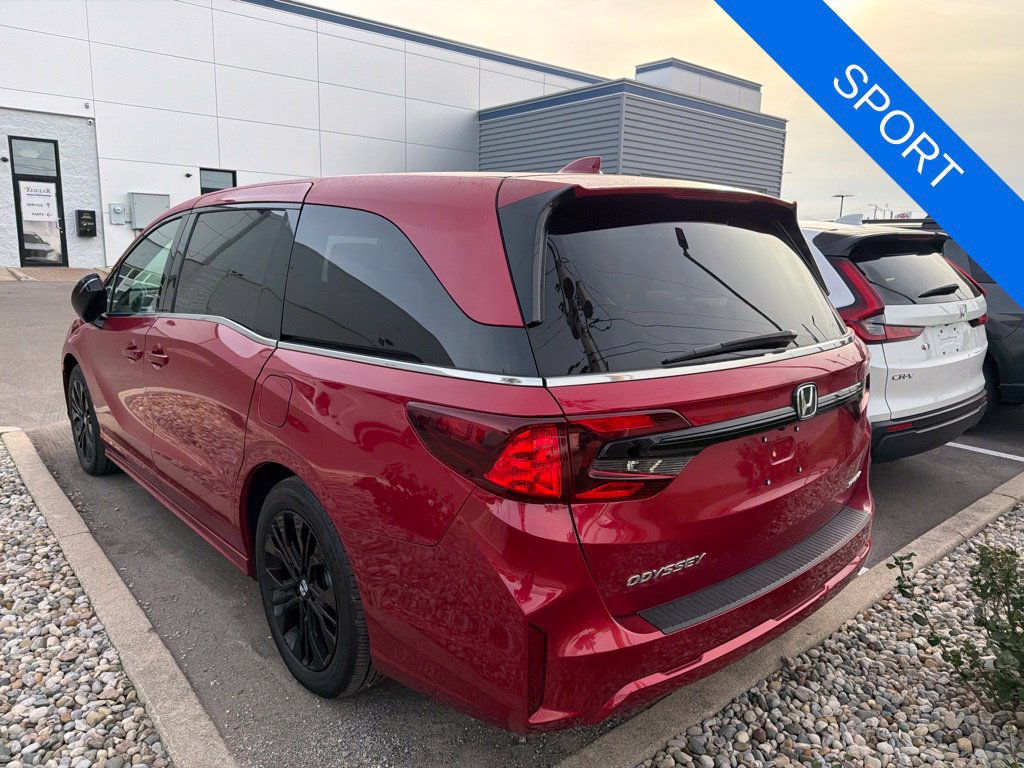 Used 2025 Honda Odyssey Sport-L image 3