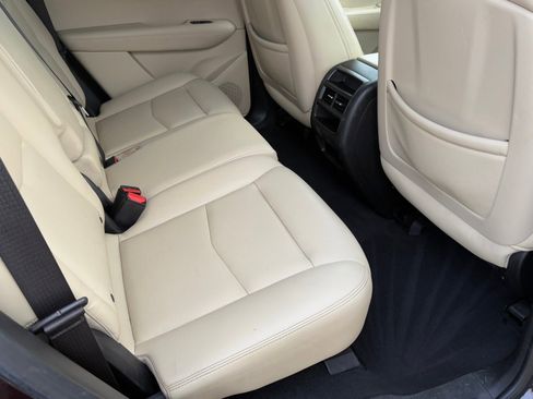 Used 2017 Cadillac XT5 Base image 35