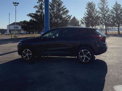 Used 2024 Chevrolet Trax RS w/ Driver Confidence Package image 6