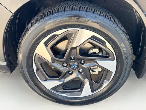 Certified 2025 Subaru Crosstrek 2.5i Limited w/ Popular Package #4A AWD/4WD image 41