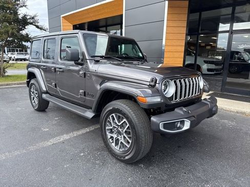 New 2026 Jeep Wrangler Unlimited Sahara AWD/4WD image 1