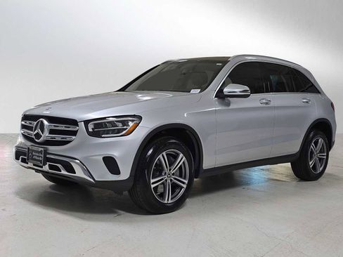 Used 2020 Mercedes-Benz GLC 300 4MATIC image 7