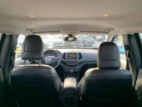 Used 2023 Jeep Cherokee Altitude Lux image 36