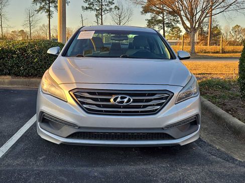 Used 2016 Hyundai Sonata Sport w/ Option Group 1V image 2