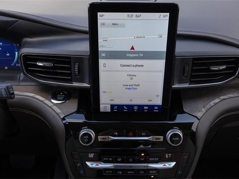 Used 2021 Ford Explorer Platinum w/ Equipment Group 601A image 26