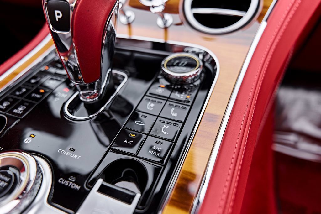 Used 2023 Bentley Continental GT V8 AWD/4WD image 62