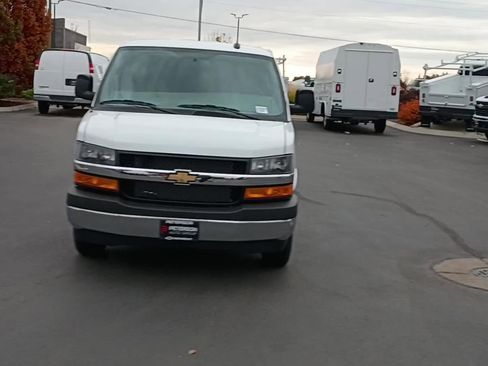 New 2025 Chevrolet Express 2500 w/ Driver Convenience Package image 6