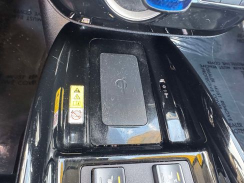 Certified 2021 Toyota Prius Prime XLE image 30