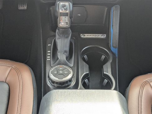 Used 2022 Ford Bronco Outer Banks image 20