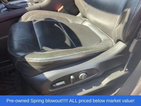 Used 2019 Chevrolet Traverse LT FWD image 24