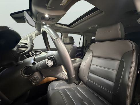 Used 2020 GMC Yukon Denali AWD/4WD image 28