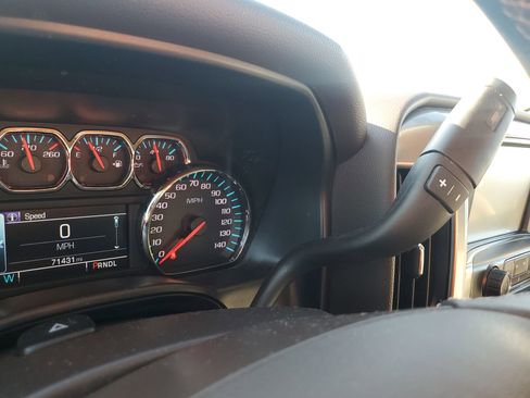 Used 2017 Chevrolet Silverado 1500 LT w/ All Star Edition image 24