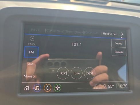 Used 2024 Chevrolet Equinox LT w/ LPO, Floor Liner Package FWD image 30