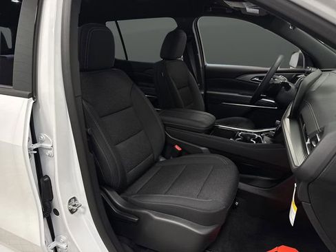 New 2026 Chevrolet Traverse LT w/ Driver Confidence Package image 30