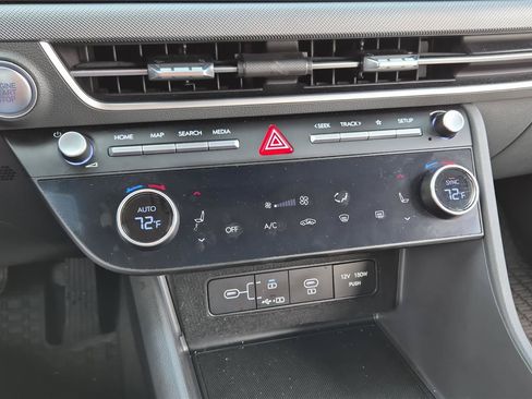 Certified 2024 Hyundai Sonata SEL FWD image 20