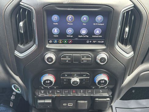 Used 2023 GMC Sierra 2500 AT4 w/ AT4 Preferred Package image 32