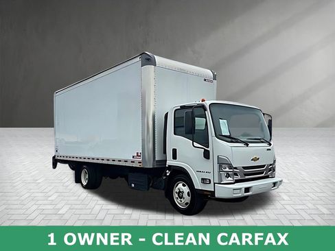 Used 2023 Chevrolet Low Cab Forward 5500XD image 1