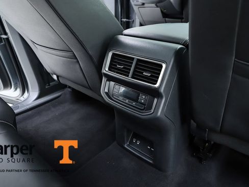 Used 2025 Volkswagen Atlas SE w/ Panoramic Sunroof Package FWD image 39